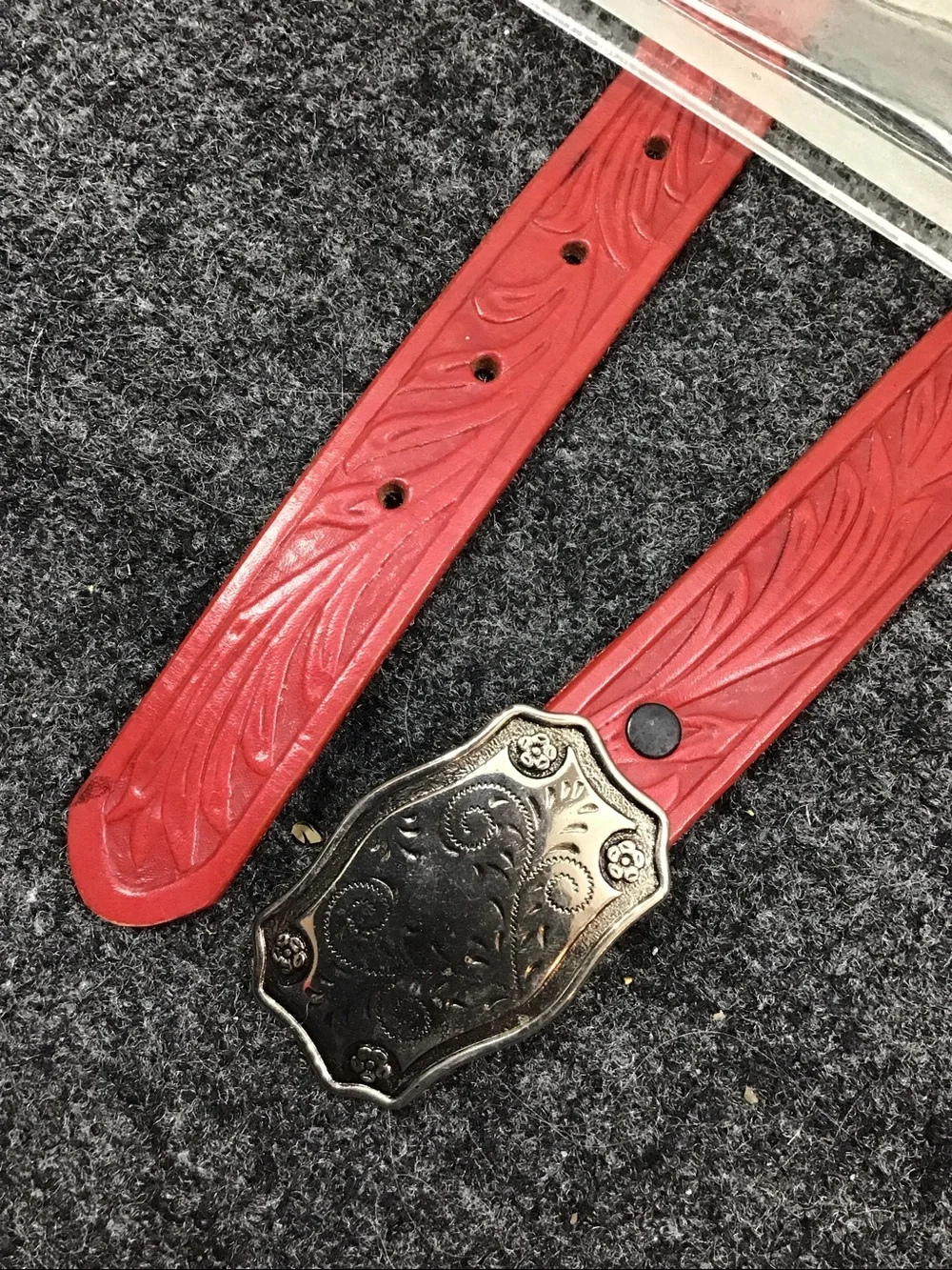 Vintage 90’s Justin red tooled leather belt silver conchos 30